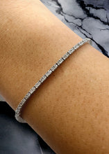 Load image into Gallery viewer, 1.15ct Diamond Tennis Bracelet in 18k White Gold
