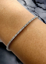 Load image into Gallery viewer, 1.15ct Diamond Tennis Bracelet in 18k White Gold