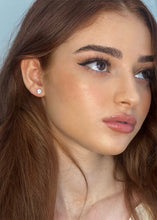 Load image into Gallery viewer, 1.25cts Diamond Stud Earrings in 18k White Gold