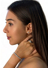 Load image into Gallery viewer, 10.00ct Lab Grown Tennis Bracelet 18k Gold VS/VVS