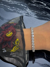Load image into Gallery viewer, 15.50ct Lab Grown Tennis Bracelet 18k Gold VS/VVS