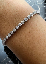 Load image into Gallery viewer, 3.00ct Illusion Set Diamond Tennis Bracelet in 18k White Gold
