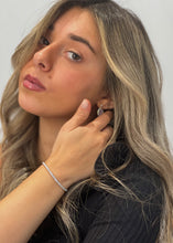 Load image into Gallery viewer, 4.00ct Diamond Tennis Bracelet in 18k White Gold