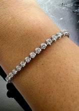 Load image into Gallery viewer, 4.00ct Illusion Set Diamond Tennis Bracelet in 18k White Gold