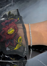 Load image into Gallery viewer, 4.00ct Lab Grown Tennis Bracelet 18k Gold VS/VVS