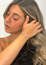 Load image into Gallery viewer, 5.00ct Diamond Tennis Bracelet in 18k White Gold