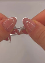 Load and play video in Gallery viewer, 3.00ct Diamond Tennis Bracelet in 18k White Gold