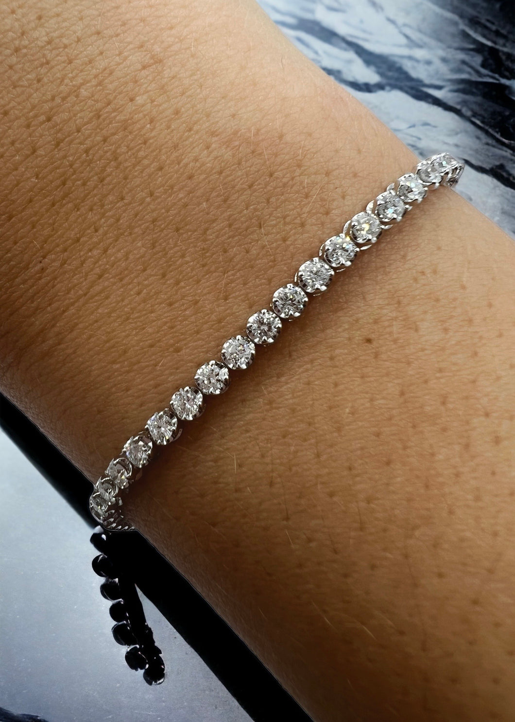 2.50ct Illusion Set Diamond Tennis Bracelet in 18k White Gold