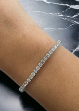 Load image into Gallery viewer, 4.00ct Diamond Tennis Bracelet in 18k White Gold
