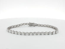 Load image into Gallery viewer, 8.00ct Lab Grown Oval Tennis Bracelet in 18k Gold
