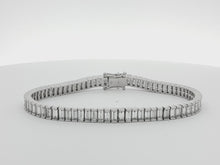 Load and play video in Gallery viewer, 8.00ct Semi Rub Over Lab Grown Baguette Tennis Bracelet in 9k Gold

