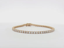 Load and play video in Gallery viewer, 5.00ct Lab Grown Four Claw Tennis Bracelet in 18k Gold
